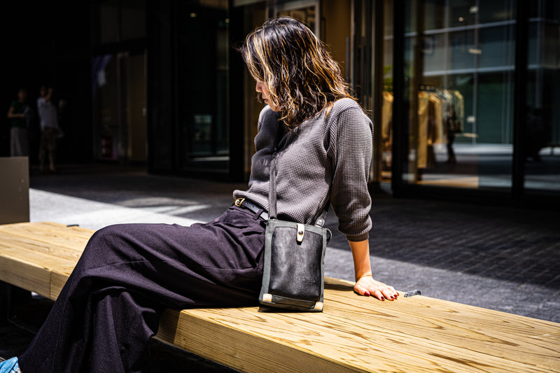 (NEW) SHOULDER BAG VGN