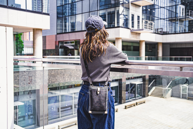 (NEW) SHOULDER BAG VGN