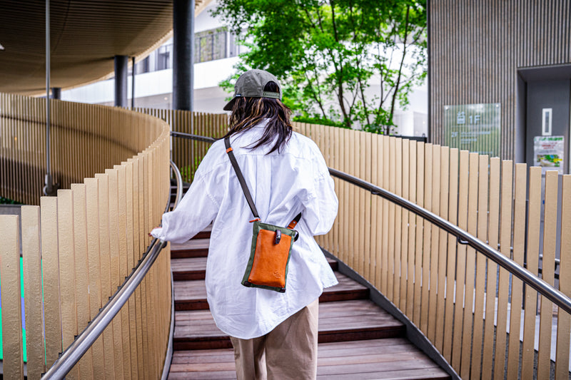 (NEW) SHOULDER BAG VGN